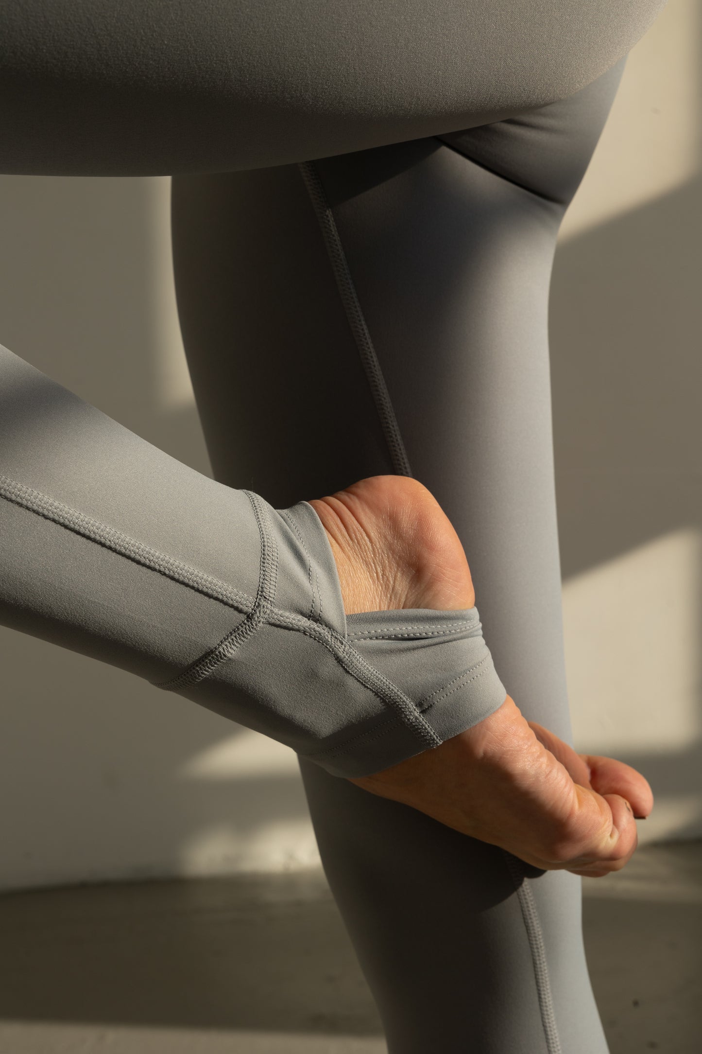 Ballet Foot Strap Leggings
